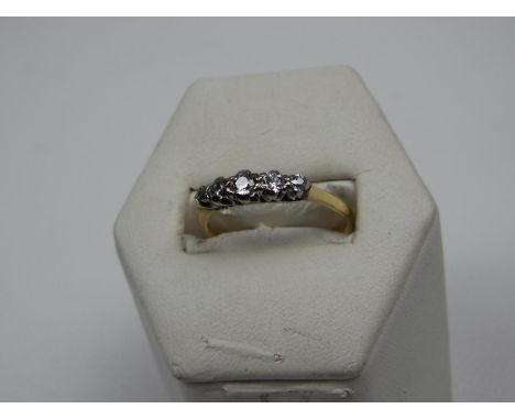 18ct Gold and Platinum Diamond Five Stone Ring 1/4 ct - Old Cut Diamonds 