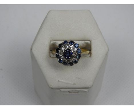 18ct Diamond (0.25) and Sapphire Ring 