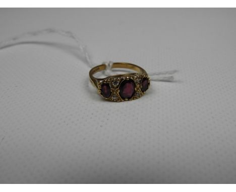 9ct Gold Amethyst Ring 