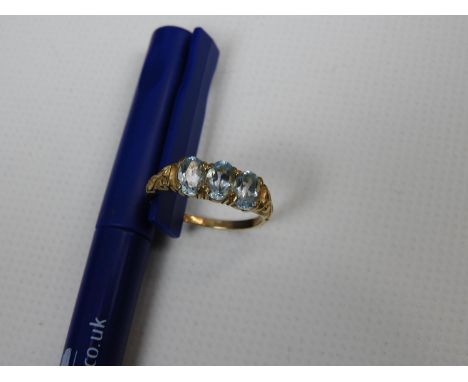 9ct Yellow Gold Topaz Three Stone Ring 