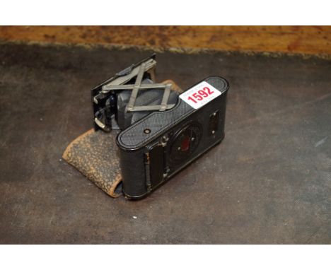 A vintage Kodak film camera.&nbsp;&nbsp; 