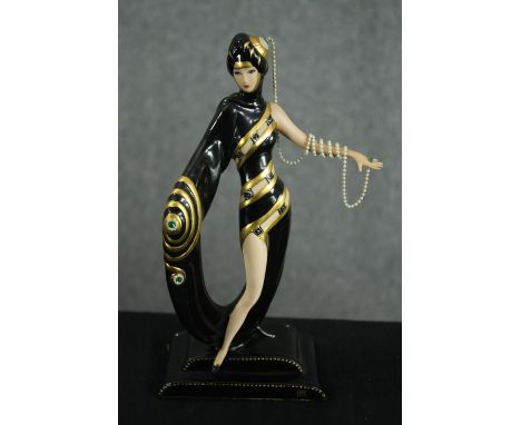 Erte. Franklin Mint. Porcelain figurine. H.26cm. 