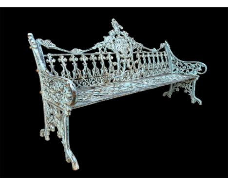 Cast iron bench. 100x180x70 cm approx. Panchina in ghisa. 100x180x70 cm ca.