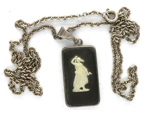Black and white Wedgwood Jasperware pendant necklace, chain L: 52 cm. P&amp;P Group 1 (£14+VAT for the first lot and £1+VAT f