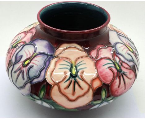 Moorcroft squat vase in the Pansies pattern, H: 12 cm, no cracks or chips, crazing throughout. P&amp;P Group 1 (£14+VAT for t