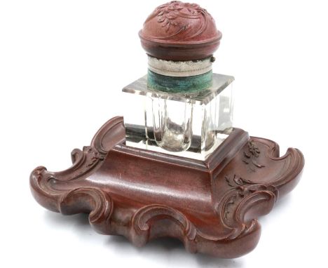 Victorian glass and carved wood inkwell, H: 12 cm. P&amp;P Group 1 (£14+VAT for the first lot and £1+VAT for subsequent lots)