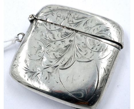 George V hallmarked silver vesta case with jump ring, Birmingham assay 1913, 30g. P&amp;P Group 1 (£14+VAT for the first lot 