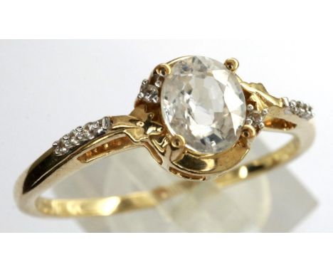 9ct gold ring set with white sapphire and diamonds, size U, 2.1g. P&amp;P Group 1 (£14+VAT for the first lot and £1+VAT for s