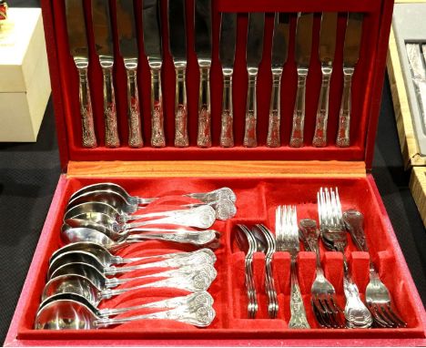Oneida stainless steel canteen of cutlery, sets of six, appears complete. P&amp;P Group 3 (£25+VAT for the first lot and £5+V