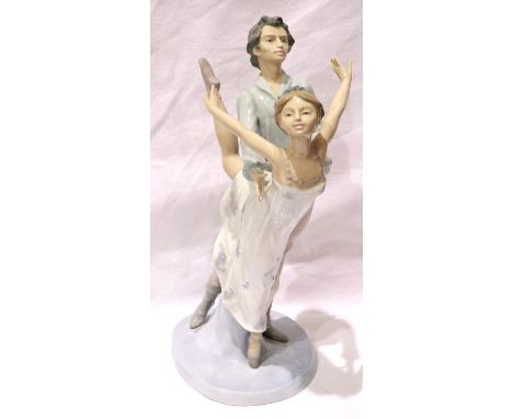 Large Nao figural group of two dancers, H: 33 cm, no cracks or chips. P&amp;P Group 3 (£25+VAT for the first lot and £5+VAT f
