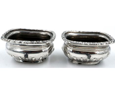 Victorian hallmarked silver pair of open salts, Birmingham assay 1874, combined 60g. P&amp;P Group 1 (£14+VAT for the first l