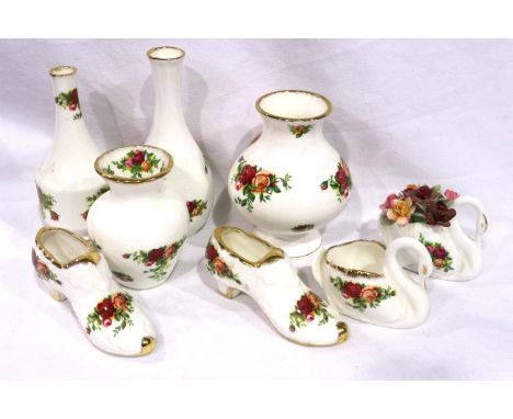 Eight pieces of Royal Albert Old Country Roses including vases, largest H: 14 cm, slight wear to gilt, otherwise no cracks or