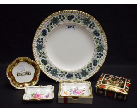 Ceramics - a Royal Crown Derby 1128 pattern rectangular lidded trinket box; an 1128 pattern lobed pin dish, exclusive edition