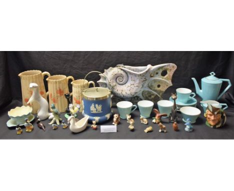 Ceramics - a Wedgwood biscuit barrel; Noritake coffee set, for four, comprising coffee pot, milk jug, sugar bowl, cups and sa