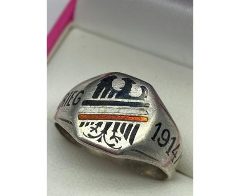 A WW1 800 Grade silver and enamel German Eagle Weltkrieg 1914/ 16 soldiers ring. [Ring size T] 