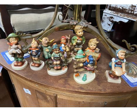 A Selection of Hummel figurines [All as found] 