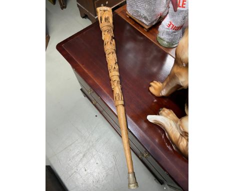 A Vintage hand carved tribal walking stick. [102CM IN LENGTH] 