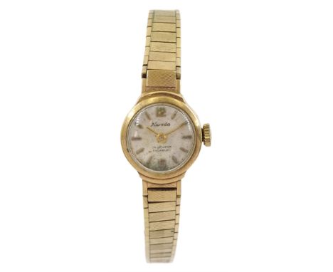 Nivada ladies 9ct gold manual wind wristwatch, on integral 9ct gold bracelet, hallmarkedCondition Report:Approx 14.9gm (exclu