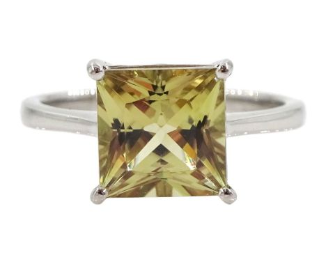 Platinum single stone princess cut csarite ring, hallmarked, csarite approx 3.95 caratCondition Report:Approx 5.45gm, size Q-