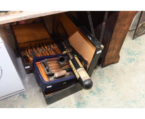 A quantity of wood carvers, chisels, files and tools in three boxes