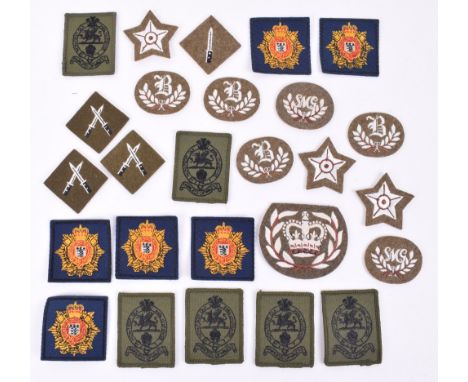 BRITISH ARMY CLOTH BADGES; mixed lot of rank, trade and beret badges all in good condition. (231 items) 