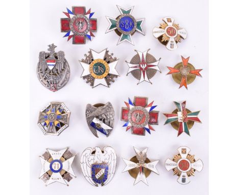 15x Polish Military Enamel Breast Badges, all being screw back type examples for various regiments. Unsure of period, sold as