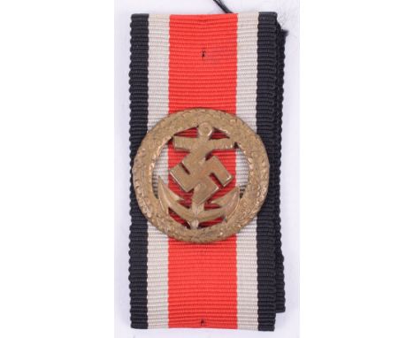 WW2 Third Reich Kriegsmarine (Navy) Honour Roll Clasp Award, brass anchor with swastika to the centre within wreath mounted o