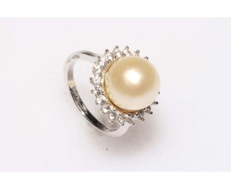 Sterling Silver AAA South Sea Pearl with Zircon ring, size P.