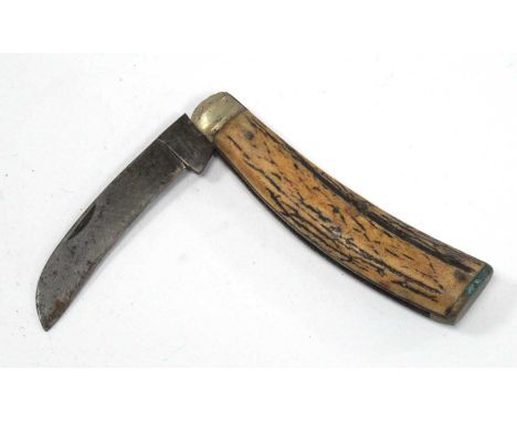 A Saynor of Sheffield Flat Bottom Pruning Knife, with horn scales,10cm long closed.No wobble to blade. Snaps firmly open half