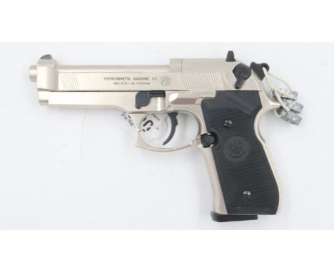 .177 Beretta pistol with CO2 cartridges. UK P&amp;P Group 1 (£16+VAT for the first lot and £2+VAT for subsequent lots) 