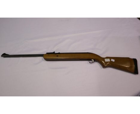 BSA airsporter .22, air rifle. Scratches/knocks to stock throughout, trigger new, barrel has some corrosion spots, under leve