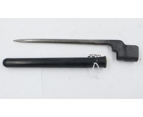 A British WWII Lee Enfield No 4 MKII bayonet with steel scabbard. UK P&amp;P Group 2 (£20+VAT for the first lot and £4+VAT fo