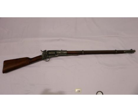 Replica six-shooter rifle. UK P&amp;P Group 2 (£20+VAT for the first lot and £4+VAT for subsequent lots) 