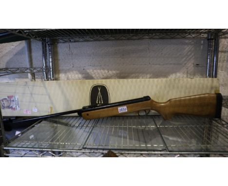 A B.S.A Meteor .22 air rifle, boxed. UK P&amp;P Group 3 (£30+VAT for the first lot and £8+VAT for subsequent lots) 
