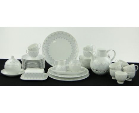 Rosenthal Lotus pattern tea service for 11 people,
and a preserve pot, matching butter dish and cake plates (43 pieces).