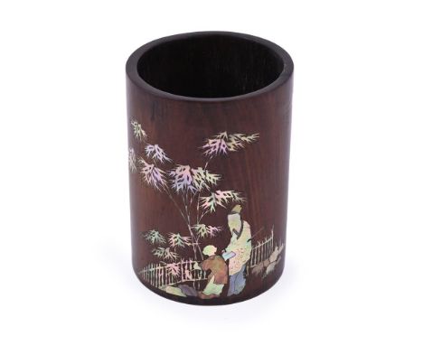 Y A Chinese inlaid hongmu brush pot, 19th century, Qing Dynasty, inlaid with mother-of-pearl on one side with a scholar and a