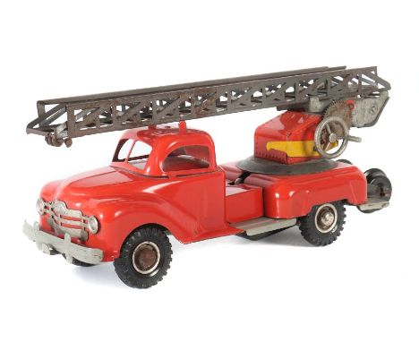    Feuerwehr   GAMA, wohl Modell 260, 1960er Jahre, Blech, rot, Uhrwerkantrieb mit integrierter Glocke, Start-Stopp-Hebel, Le