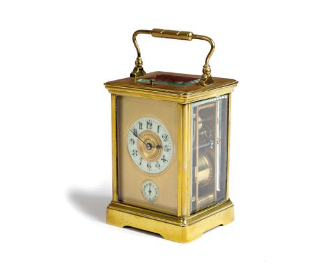 A FRENCH BRASS CARRIAGE CLOCK LATE 19TH CENTURY the brass eight day repeating movement with a platform lever escapement, stri