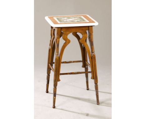 Eleganter Blumentisch/Blumensäule, Jugendstil, um 1900,  Untergestell auf 4 Beinen mit Jugendstilapplikationen, Buche nussbau