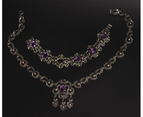 2-teiliges Set von Trachtenschmuck, bestehend aus: 1x Collier, mittig besetzt m. 1Amethyst, 1x Armband, besetzt m. 6 Amethyst