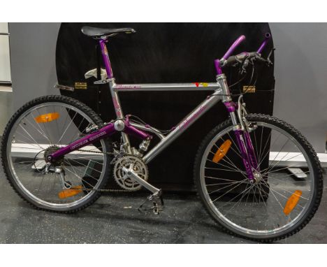 Mountainbike "Marzocchi XC 400" (Marzocchi, Italien), Titanium. Sehr guter Zustand.