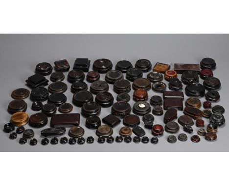 A QUANTITY OF SMALLER CHINESE WOOD AND CERAMIC DISPLAY STANDS. To include sixteen miniature brown glazed ceramic stands with 