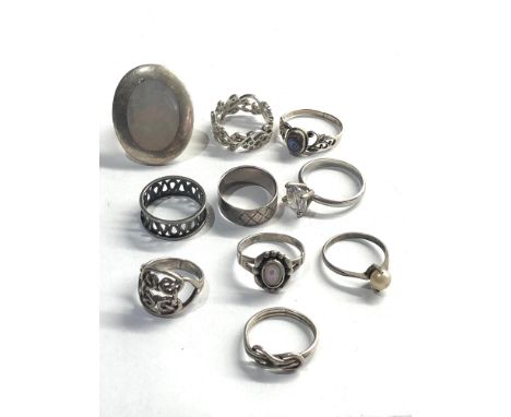 Selection of 10 vintage silver rings 