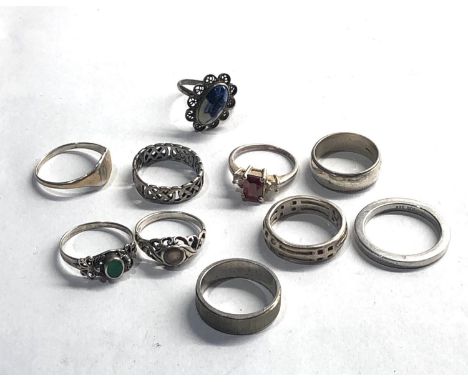 Selection of 10 vintage silver rings 