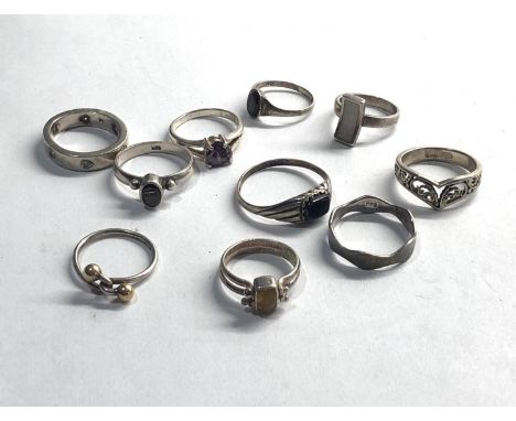 Selection of 10 vintage silver rings 