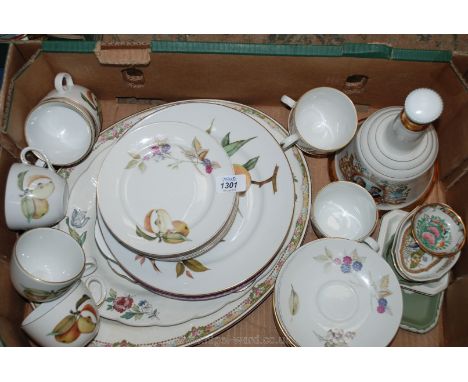 A quantity of china including Royal Worcester 'Evesham', Wade Whiskey Bell, display plates, meat platter, pin trays, etc