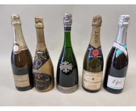 Five bottles of sparkling wine, to include: a Moet &amp; Chandon NV Champagne; and a Louis Roederer NV Champagne. (5)