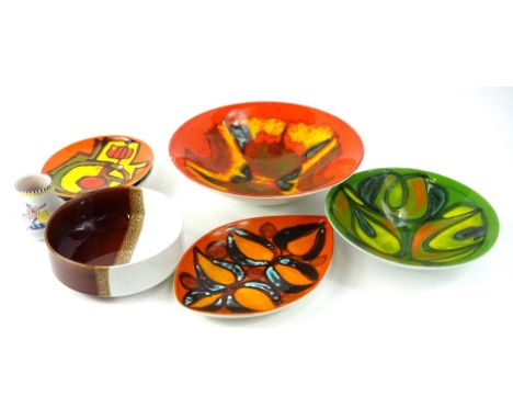 A collection of mainly Poole ceramics, to include various Delphis plates, bowls, floral pattern vase etc.