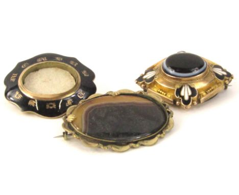 Three Victorian brooches, to include a Victorian memorial brooch, engraved to rear Pearse, died November 11 1870, with memori