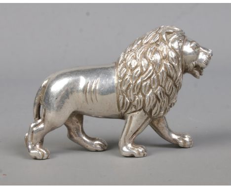 A continental silver model of a lion. Height 5cm. 139g.  
